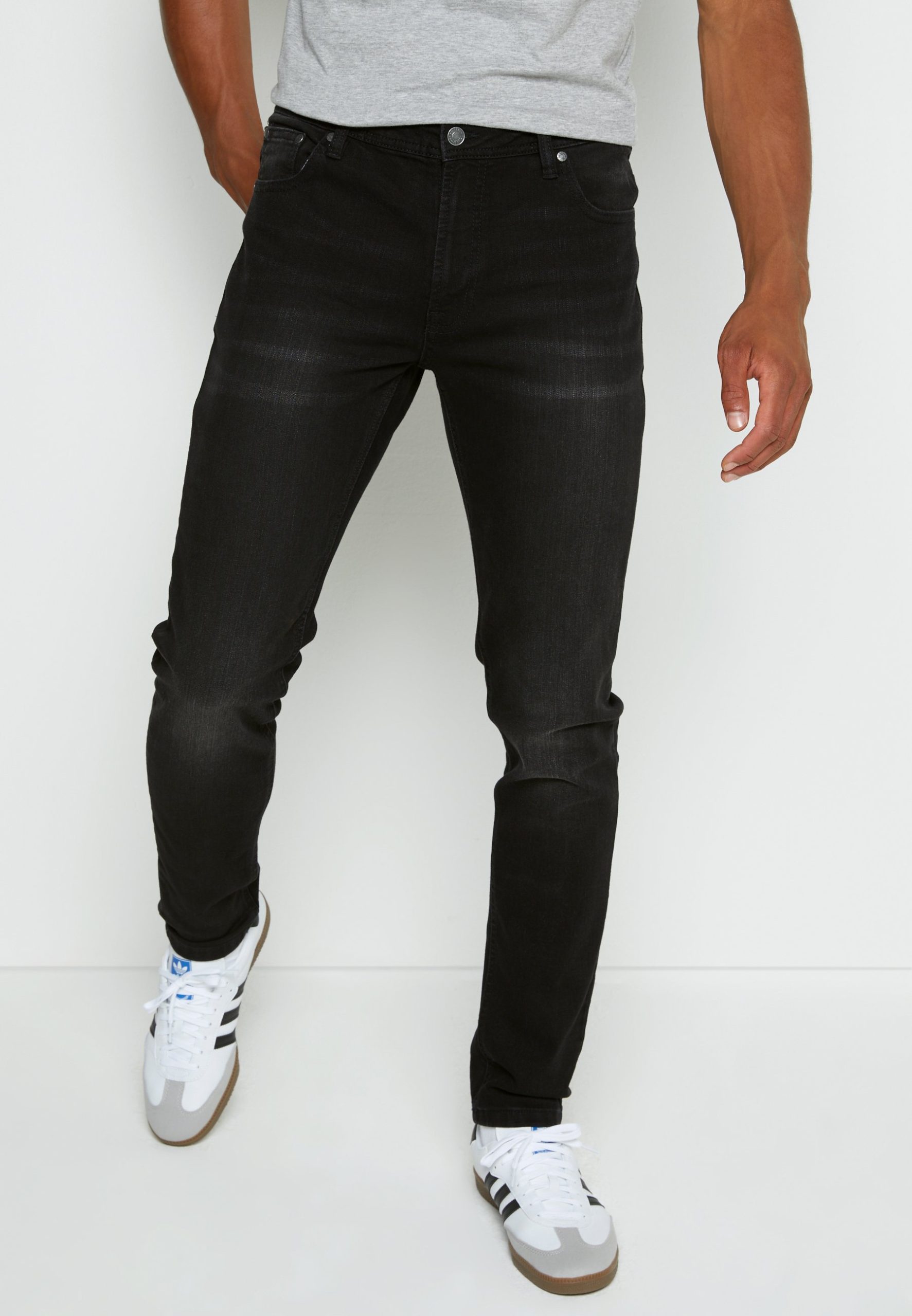 jeans-slim-fit-269yvn-1.jpg
