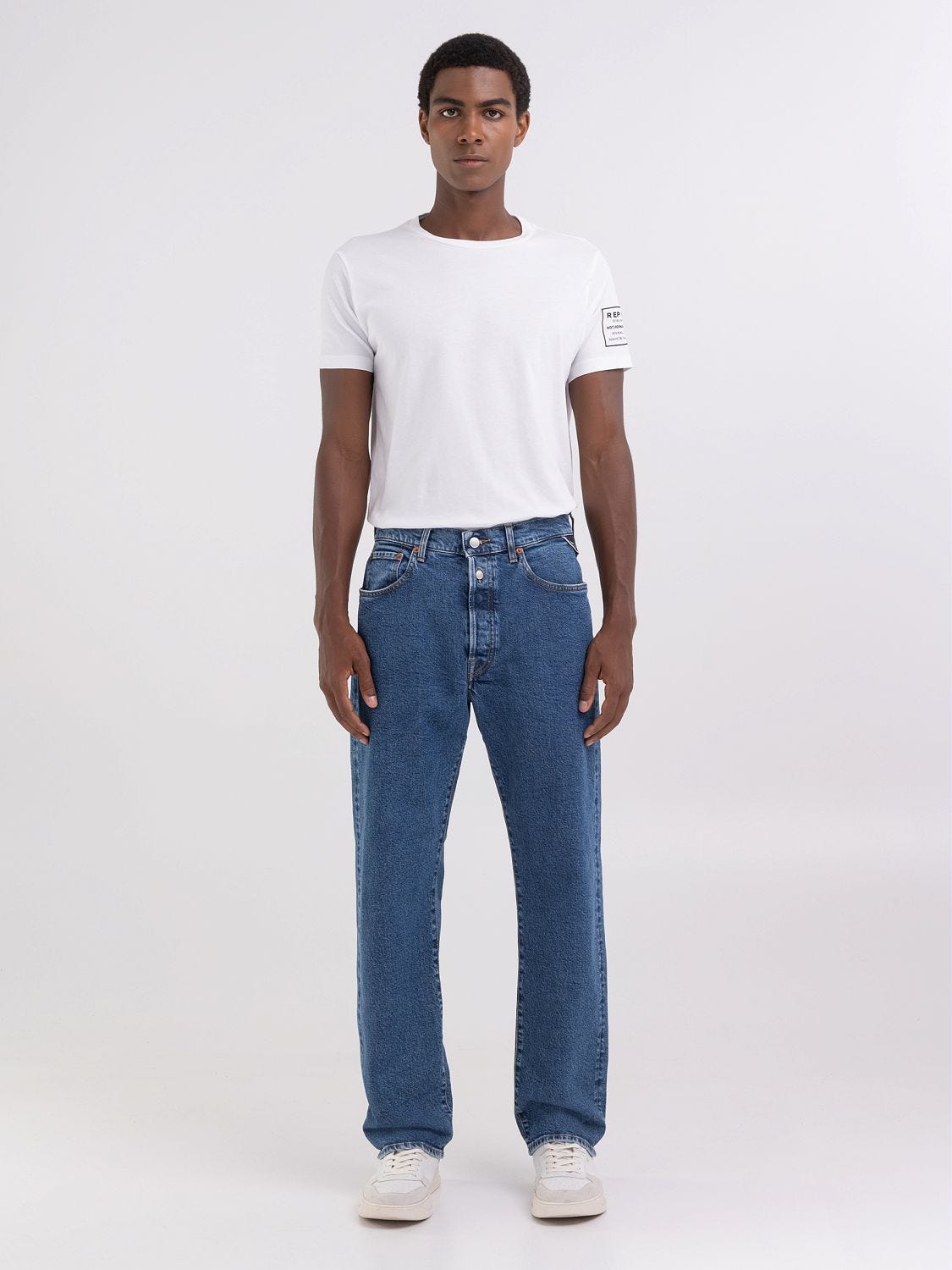 jeans-straight-fit-028snu-1.jpg